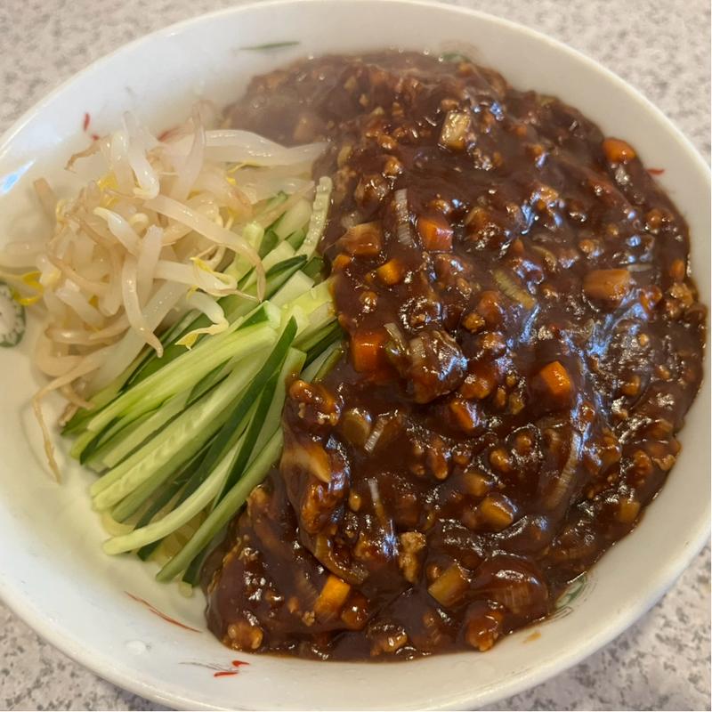 ジャージャー麺(まんみ 泉店 )