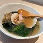 はまぐりと季節野菜の酒蒸し