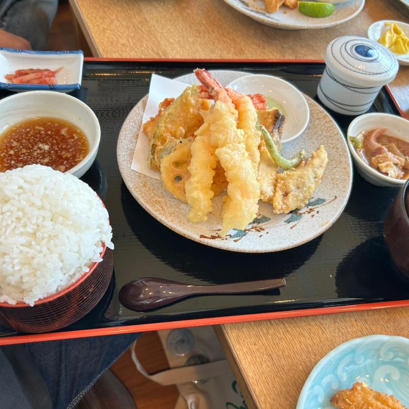 (関あじ関さば館 )