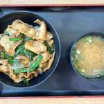 焦がしにんにく豚丼