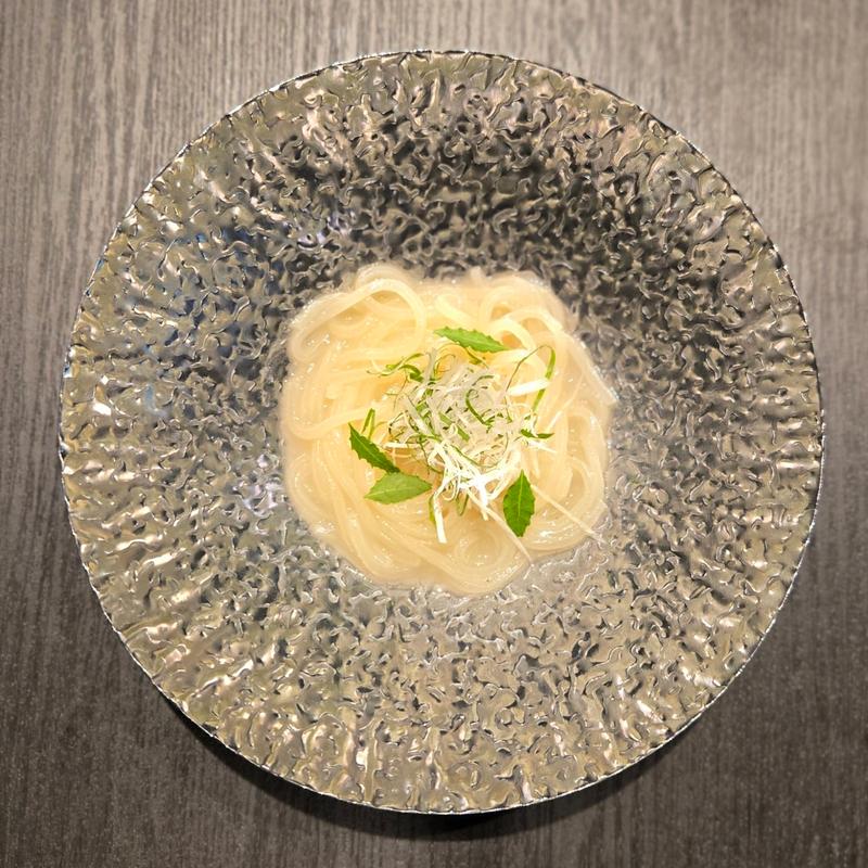 トラフグ出汁と白味噌冷麺(焼きうお いし川 博多)