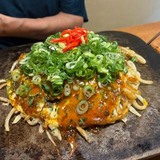 うどん肉玉（¥900)+生イカ(¥200）