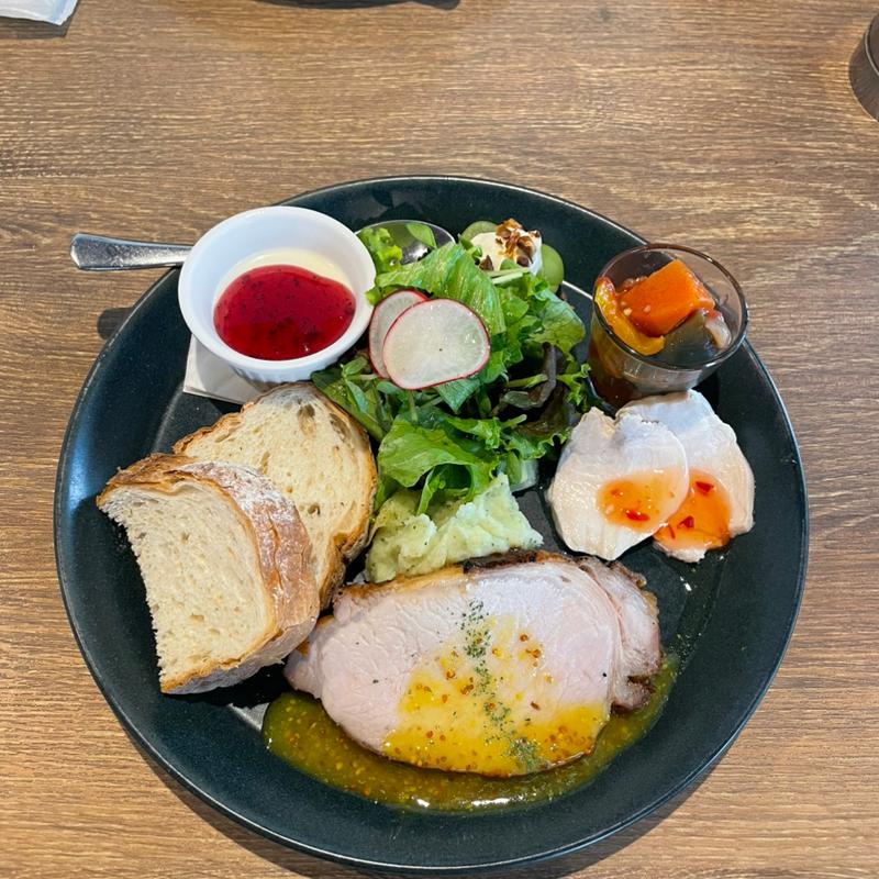 プレートランチ(ナンバーファイブカフェ)