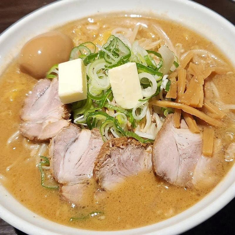 特製味噌ラーメン(ヒンナ)