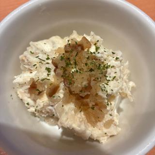 ポテトサラダいぶりがっこ添え