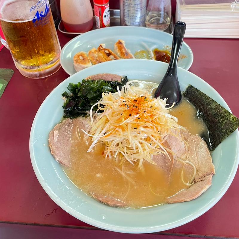 ねぎチャーシューメン➕餃子➕生ビール(ニューラーメンハウス)