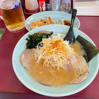 ねぎチャーシューメン➕餃子➕生ビール