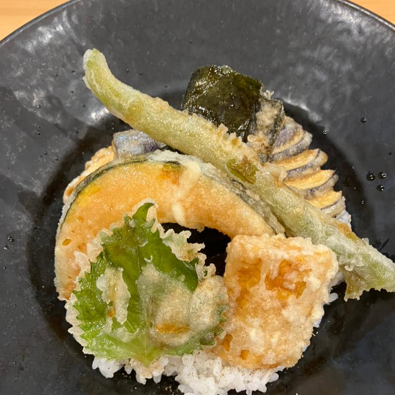 野菜天丼(富小路 天ぷらまつ井)