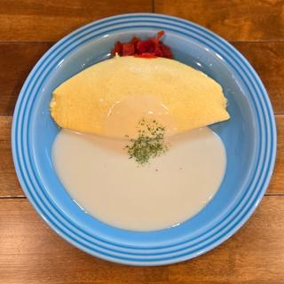 サケマヨオムライス ホワイトソース