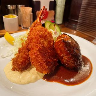 Aセット（ハンバーグ、エビフライ、コロッケ）(ぶどう亭 )