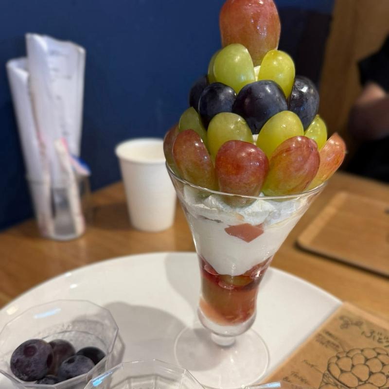 ミックスマスカットパフ1(グレープショップココロ)