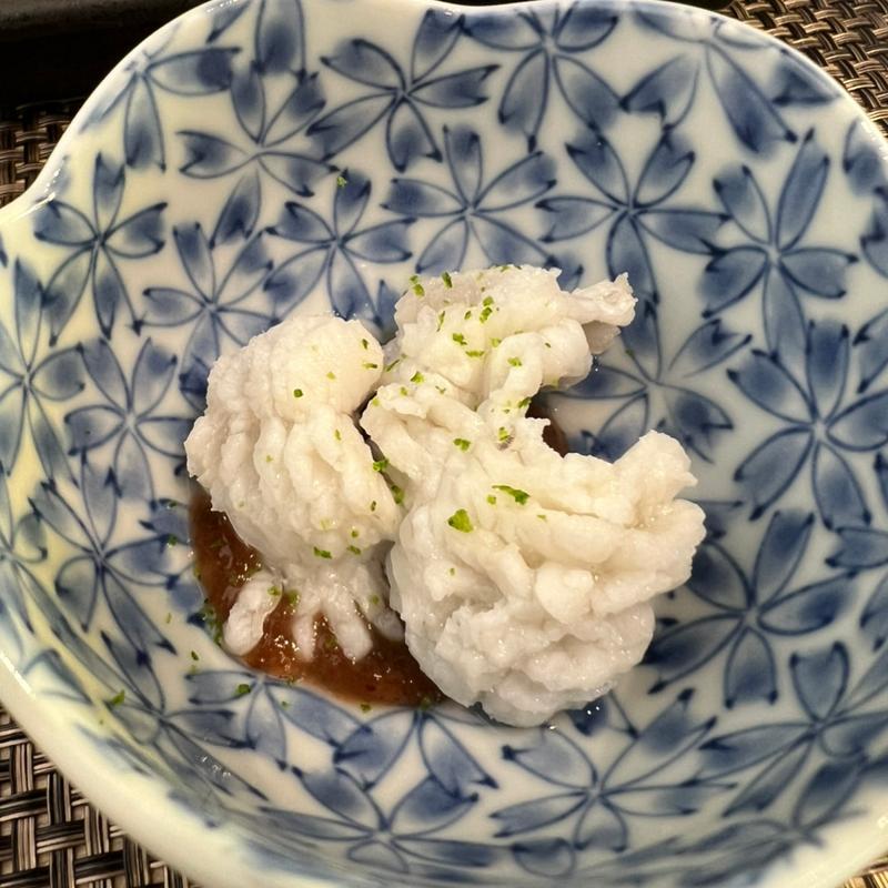 鱧の湯引き(鮓 くおん)