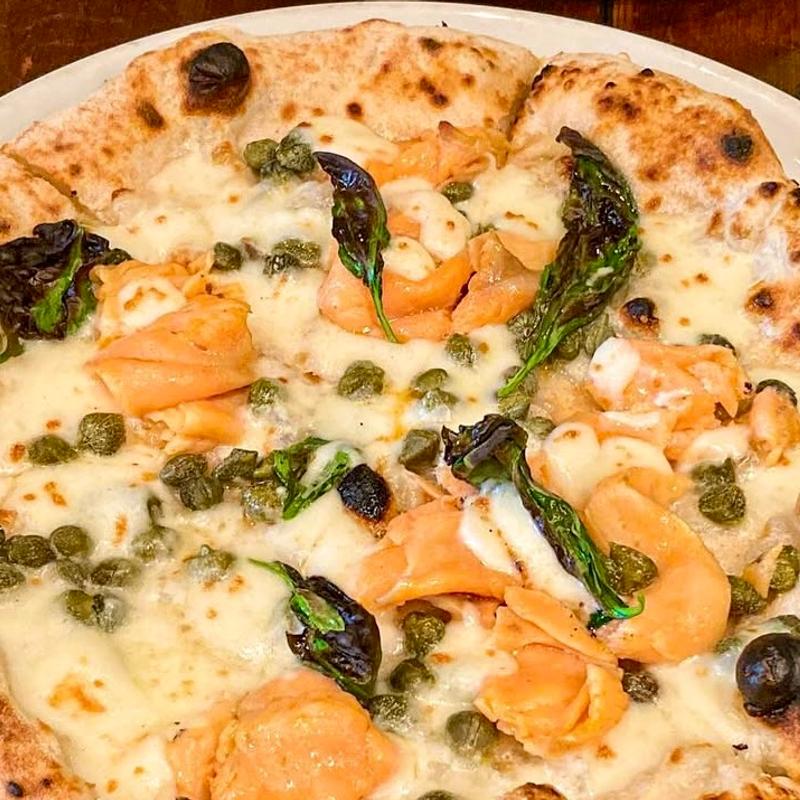 サーモンとケッパーのpizza(PIZZA DA BABBO)