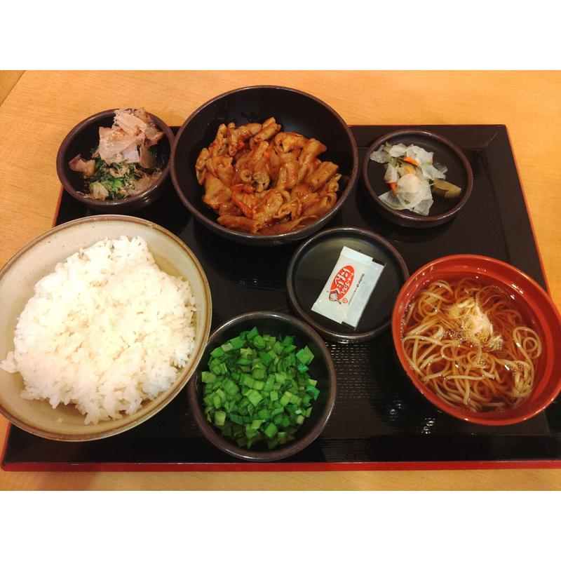 ニラにんにくもつ炒め定食(ゆで太郎 名取バイパス店 )