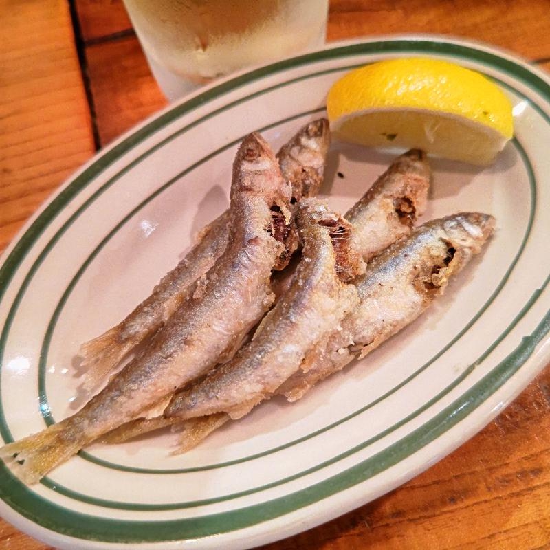 小鮎の唐揚げ(野毛ごえん)