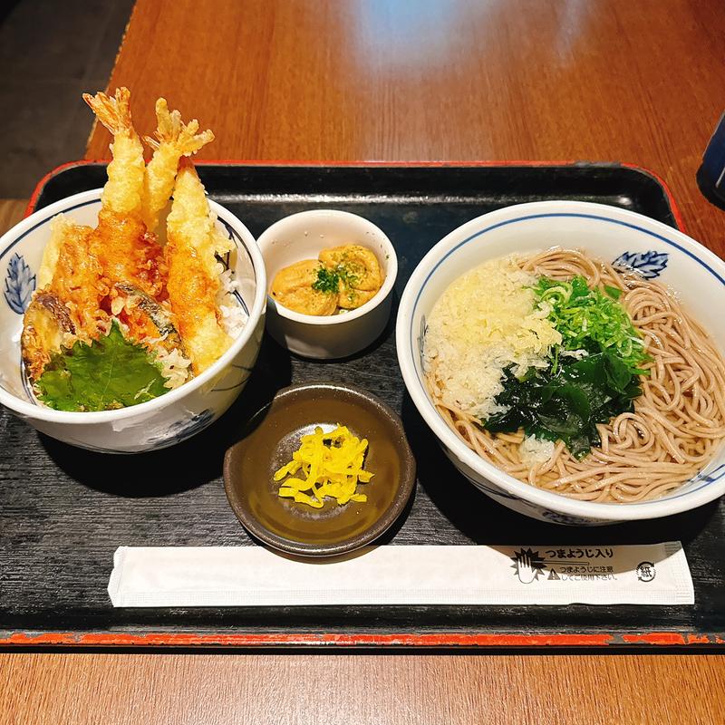 天丼セット(上方ごちそう処贔屓屋 中之島ダイビル店)