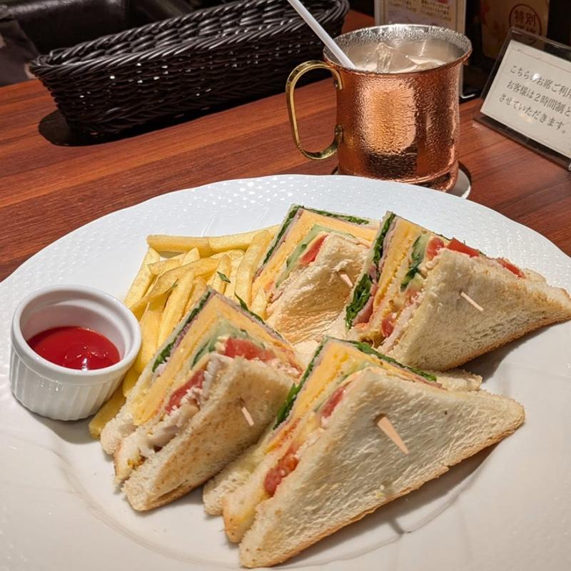 クラブハウスサンド ドリンク付き(星乃珈琲店 仙川店)