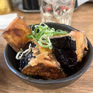 なすの唐揚げ(立ち飲みやみー)