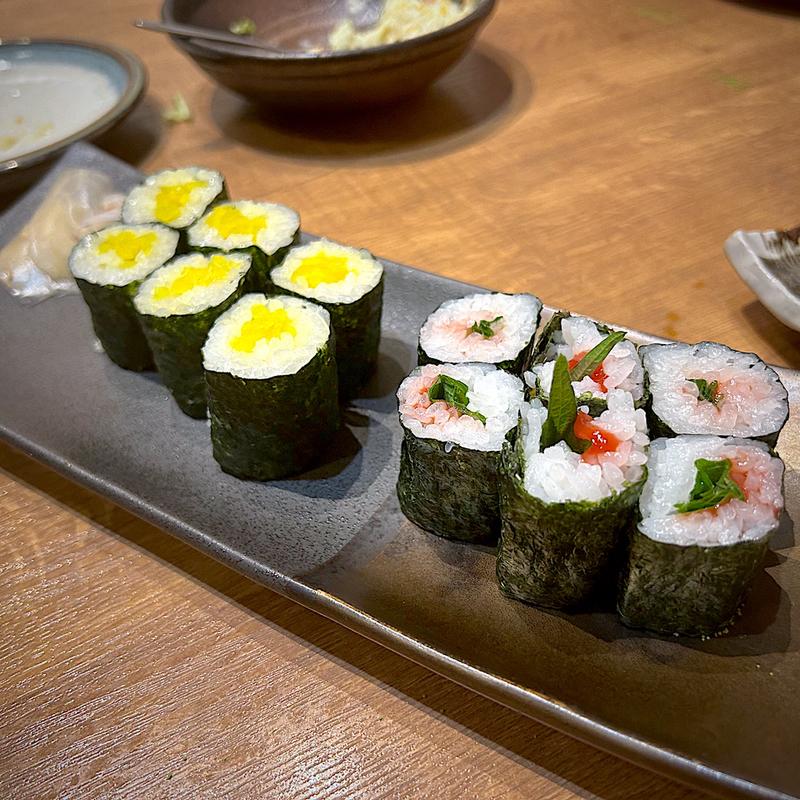 梅しそ巻＆おしんこ巻(すし居酒屋 湊 鈴鹿平田店)