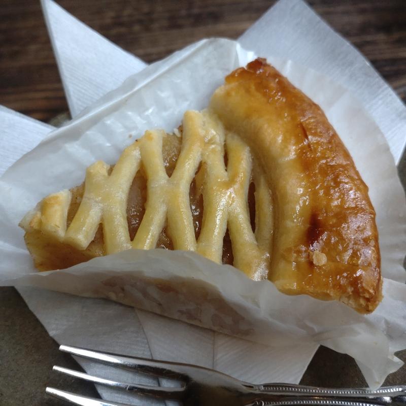 アップルパイ(珈琲屋からす)