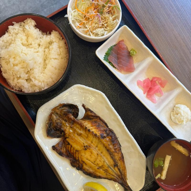 とろあじの開き焼定食(ちから 新橋店)