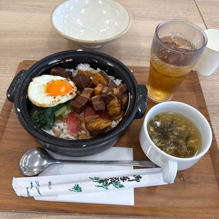 蜜汁豚角煮土鍋飯