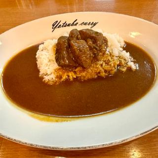 ビーフカレー（ライス半分）(ヨツバカリー本町店)