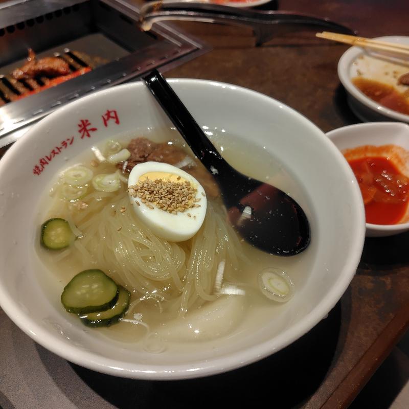 冷麺ハーフ(焼肉レストラン米内)