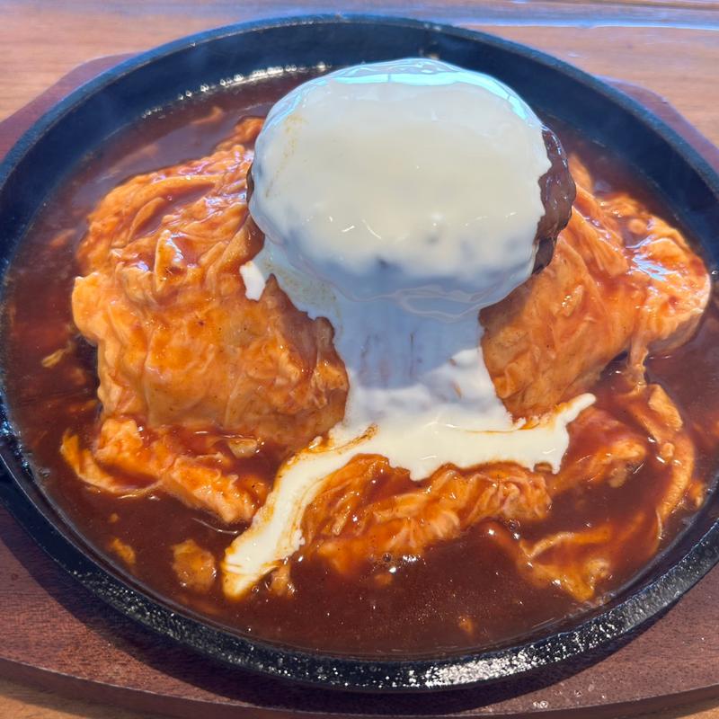 ダブルチーズハンバーグオムライス(yellow 七里ヶ浜)