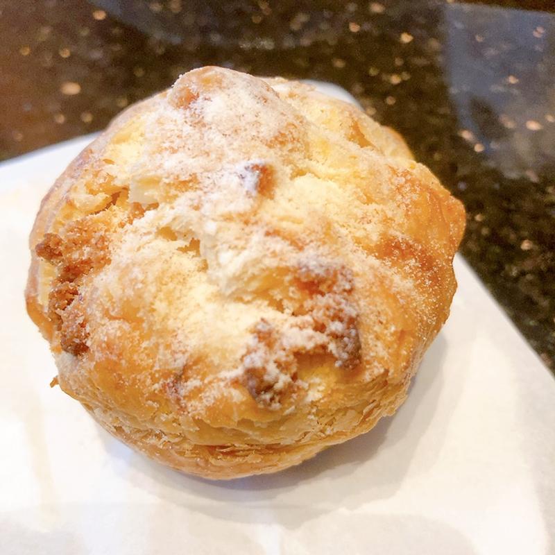 丹波産和栗のパイ(Pâtisserie La Gare by Louis Robuchon (パティスリー ラ・ガール バイ ルイ ロブション))