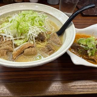 塩もつそば + もつ + ねぎ