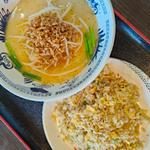 セットメニュー(豚骨台湾ラーメン+炒飯)