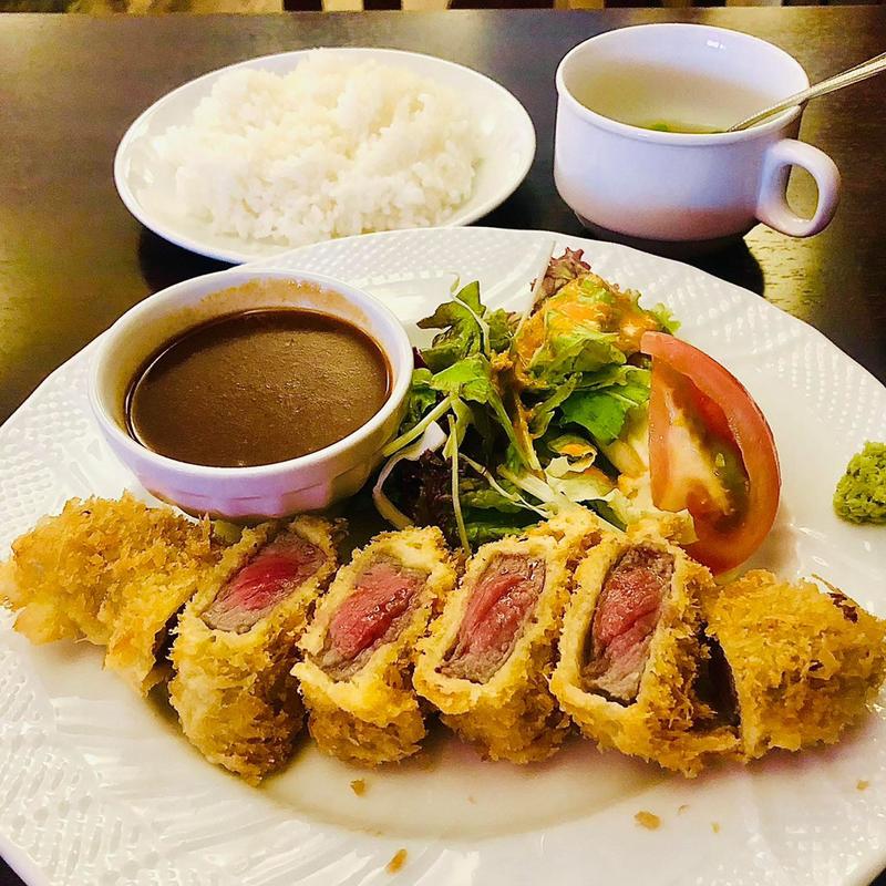 ビーフカツレツ(麻布笄軒 広尾本店)