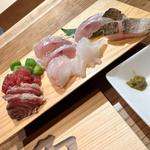 刺身盛り合わせ　鰹　インド鮪たたき　平目　赤いか　カマス炙り　かます刺し