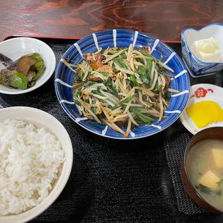 レバニラ定食(のんき家)