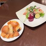 サラダランチ　パン食べ放題付き