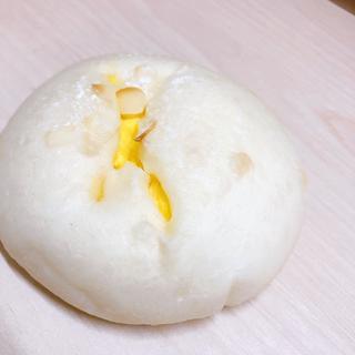 しろクリームパン(ニコニコベーカリー )