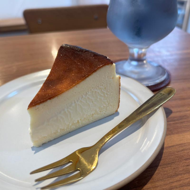 バスクチーズケーキ(JHONDEE COFFEE)