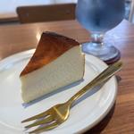 バスクチーズケーキ