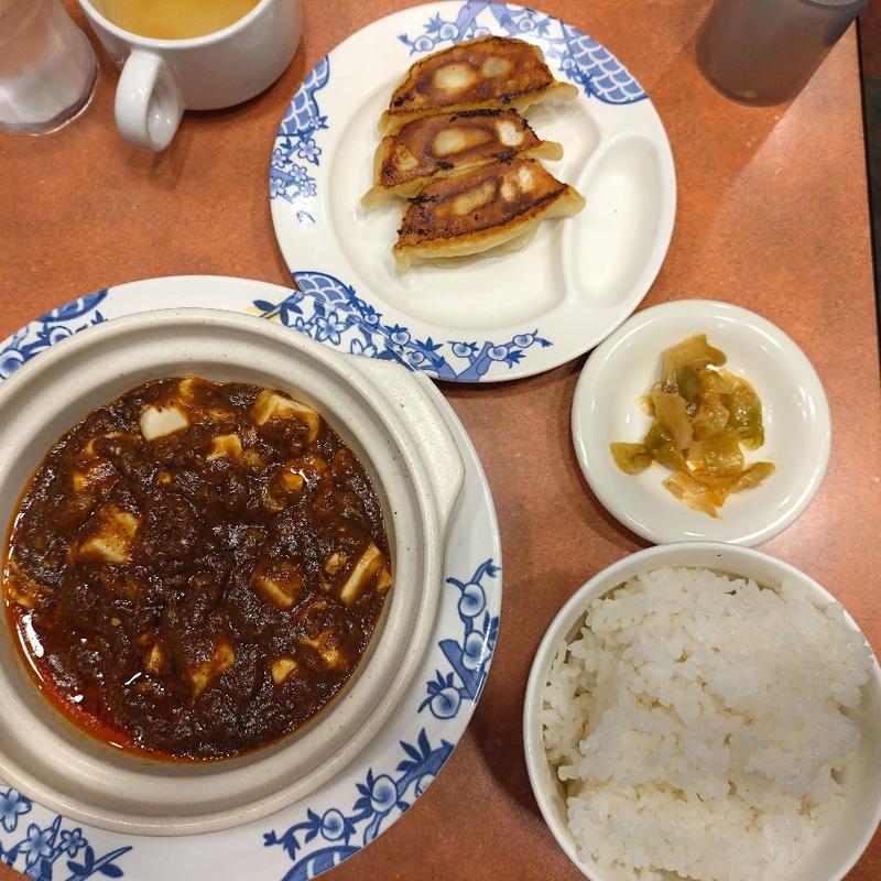 本格四川麻婆豆腐定食　焼餃子（3コ）(バーミヤン 大井町店)