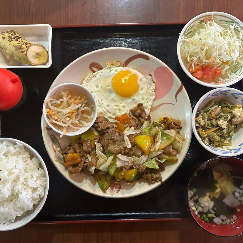 Aランチ 回鍋肉(アクアリュウム喫茶 慈伴賜)