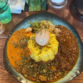 ビーフ、バター、麻婆豆腐(スパイスカレー DARTERA)
