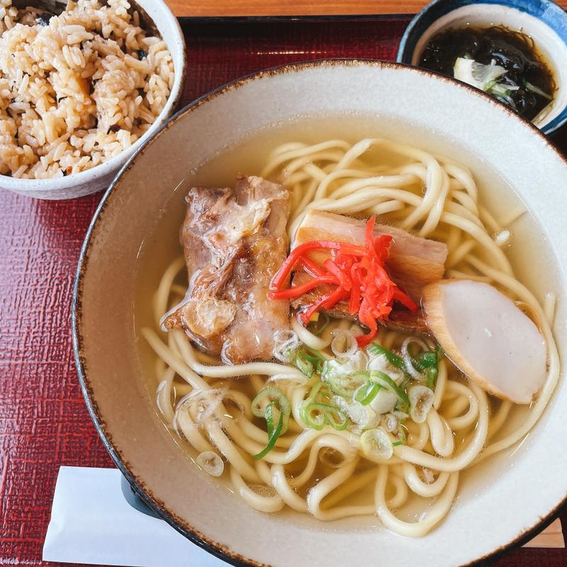 よくばり蕎麦定食(沖縄地料理波照間東京ソラマチ店)
