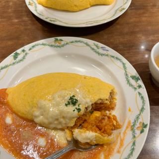 チーズインビーフシチューオムライス(昔ながらのオムライス)(卵と私 池袋サンシャイン店)