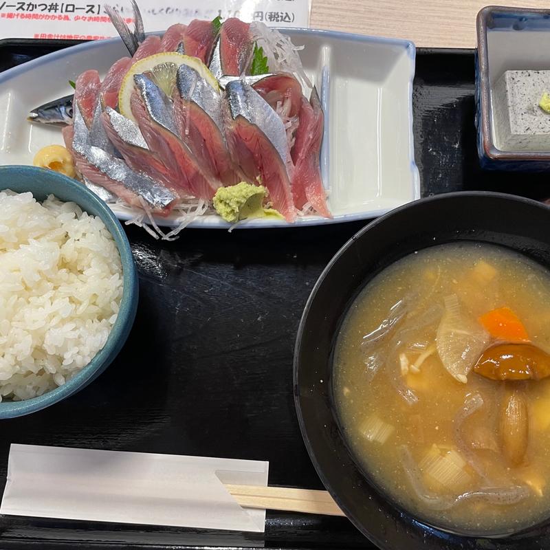 サンマ刺身定食(かなや亭)