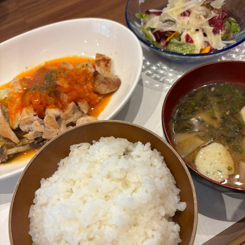 本日の鶏定食(旬薫愁灯)