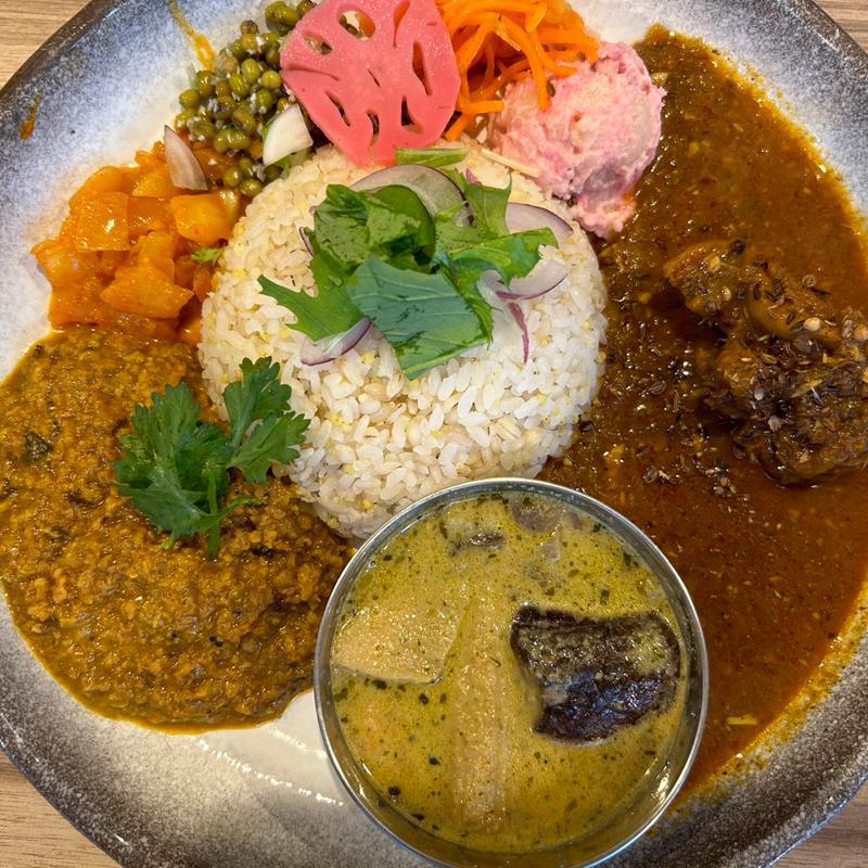 3種あいがけ(咖哩アンダーソン)