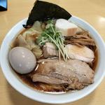 田舎の醤油ワンタン麺