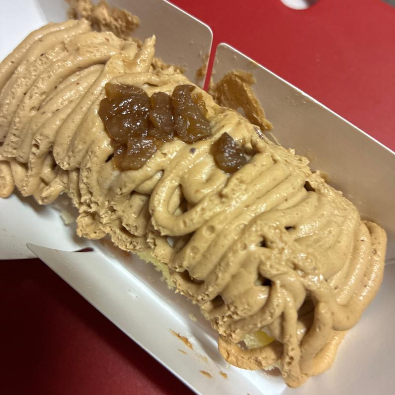 イタリア栗のスティックモンブラン(ファミリーマート 札幌北２条西３丁目店)