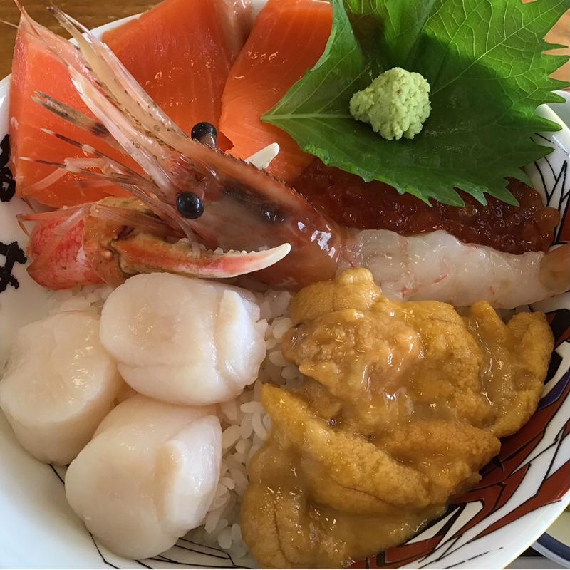 海鮮丼(なまはげ御殿 ニュー畠兼(はたかね))